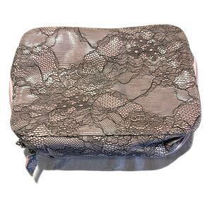 Trish McEvoy Makeup Bag Organizer Gray Pink Lace Pattern3 Ring Planner